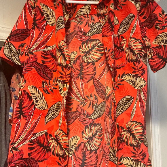 Genuine Hawaiian Shirt - Picture 1 of 2